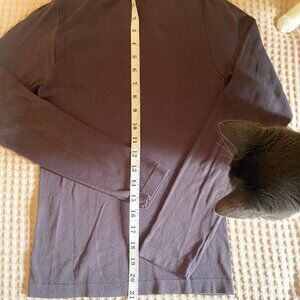 H&M Ultra-soft grey/blue long sleeved shirt in size M